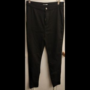 Women Highwaisted Skinny Jeans Black